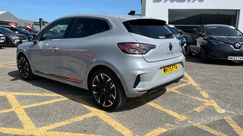 Renault Clio 1.6 E-TECH full hybrid 145 Techno 5dr Auto Hybrid Hatchback